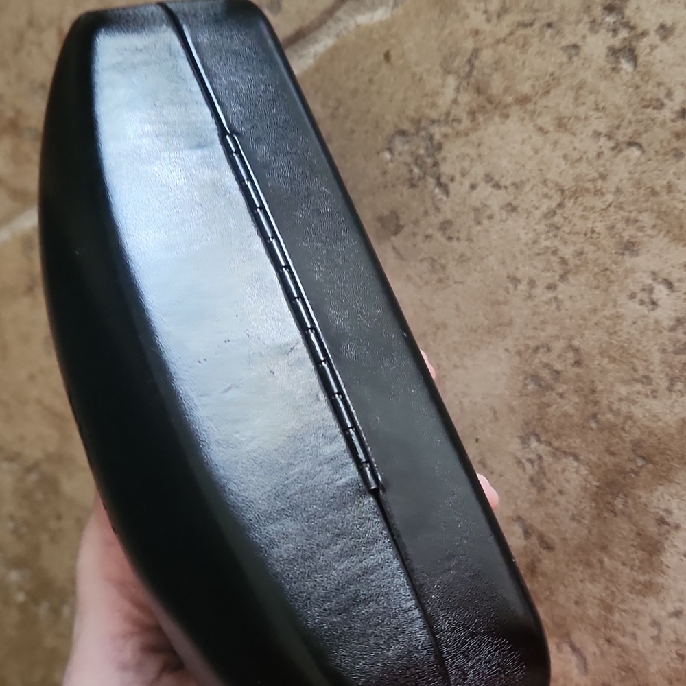 Coach Hard Black Eyeglass Case - Picture 6 of 7